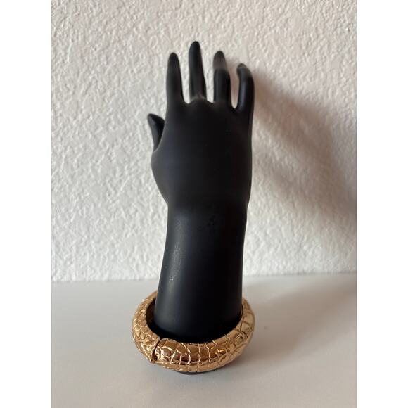 B57 Napier Bracelet Women Vintage Quilted Diamond Snakeskin Hinged Bangle - Picture 2 of 11